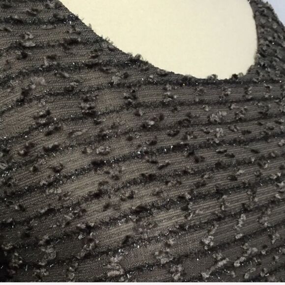 A’REVE ANTHROPOLOGIE LOW DRAPE BACK BLOUSE  size M - Picture 4 of 8